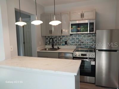 Tampa, Florida, 33606, United States, 2 Bedrooms Bedrooms, ,2 BathroomsBathrooms,Residential,Active,2012892