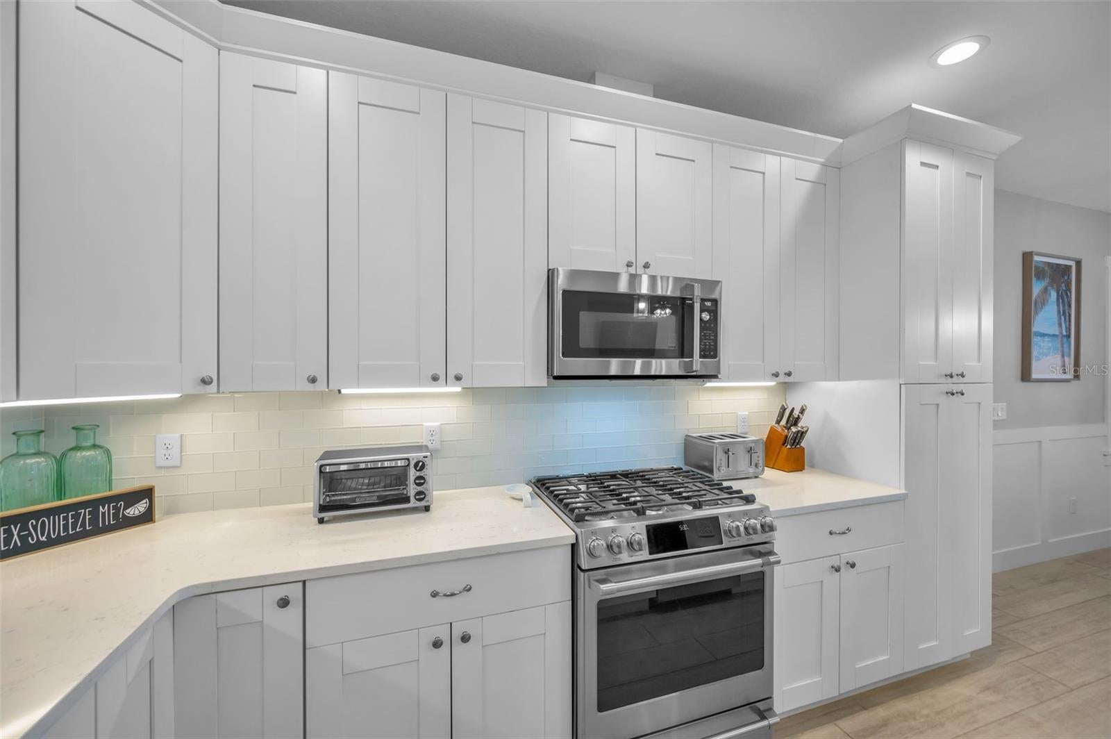 Indian Rocks Beach, Florida, 33785, United States, 4 Bedrooms Bedrooms, ,4 BathroomsBathrooms,Residential,Active,2007261