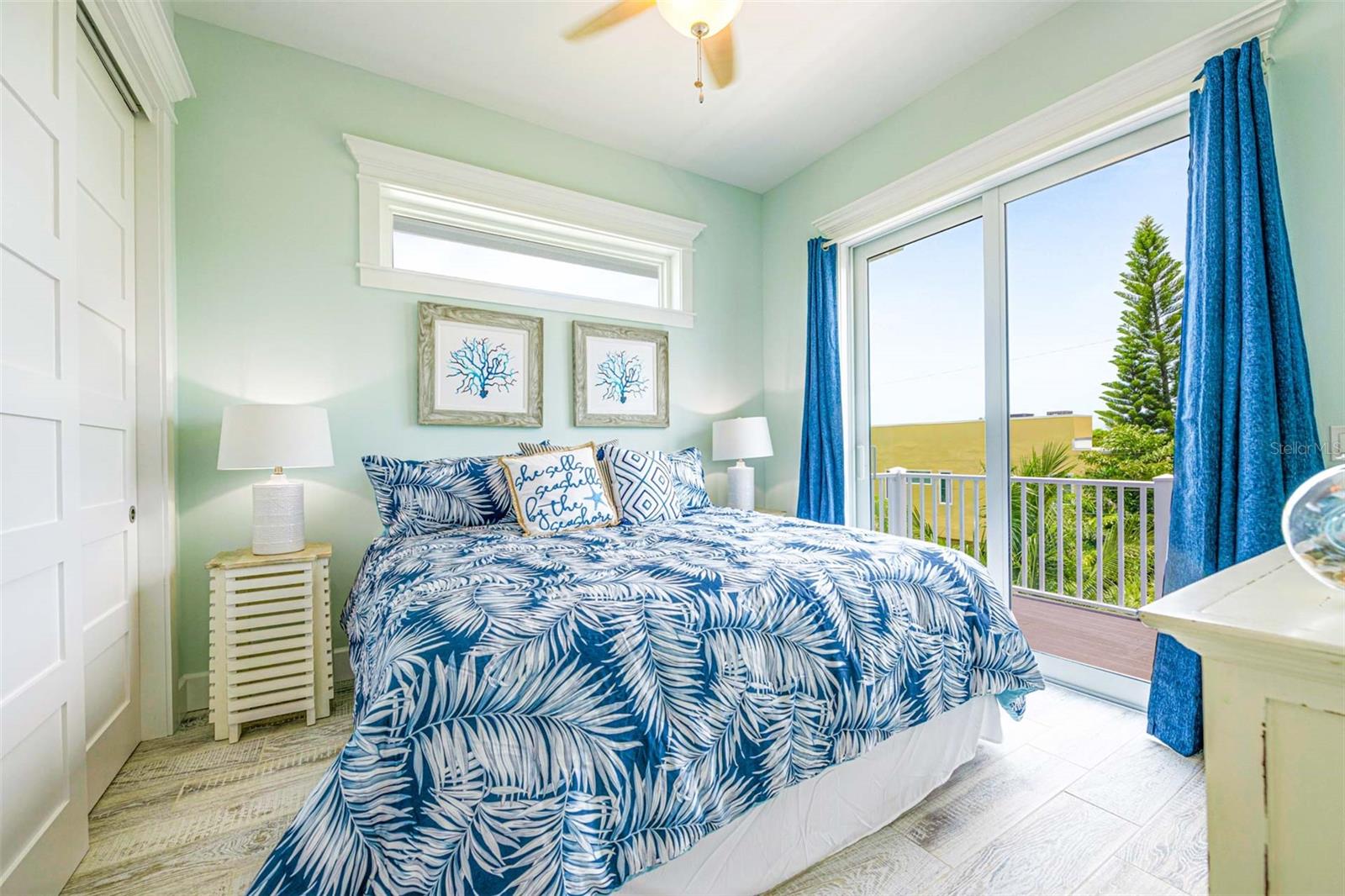 Sarasota, Florida, 34236, United States, 7 Bedrooms Bedrooms, ,8 BathroomsBathrooms,Residential,Active,1774005