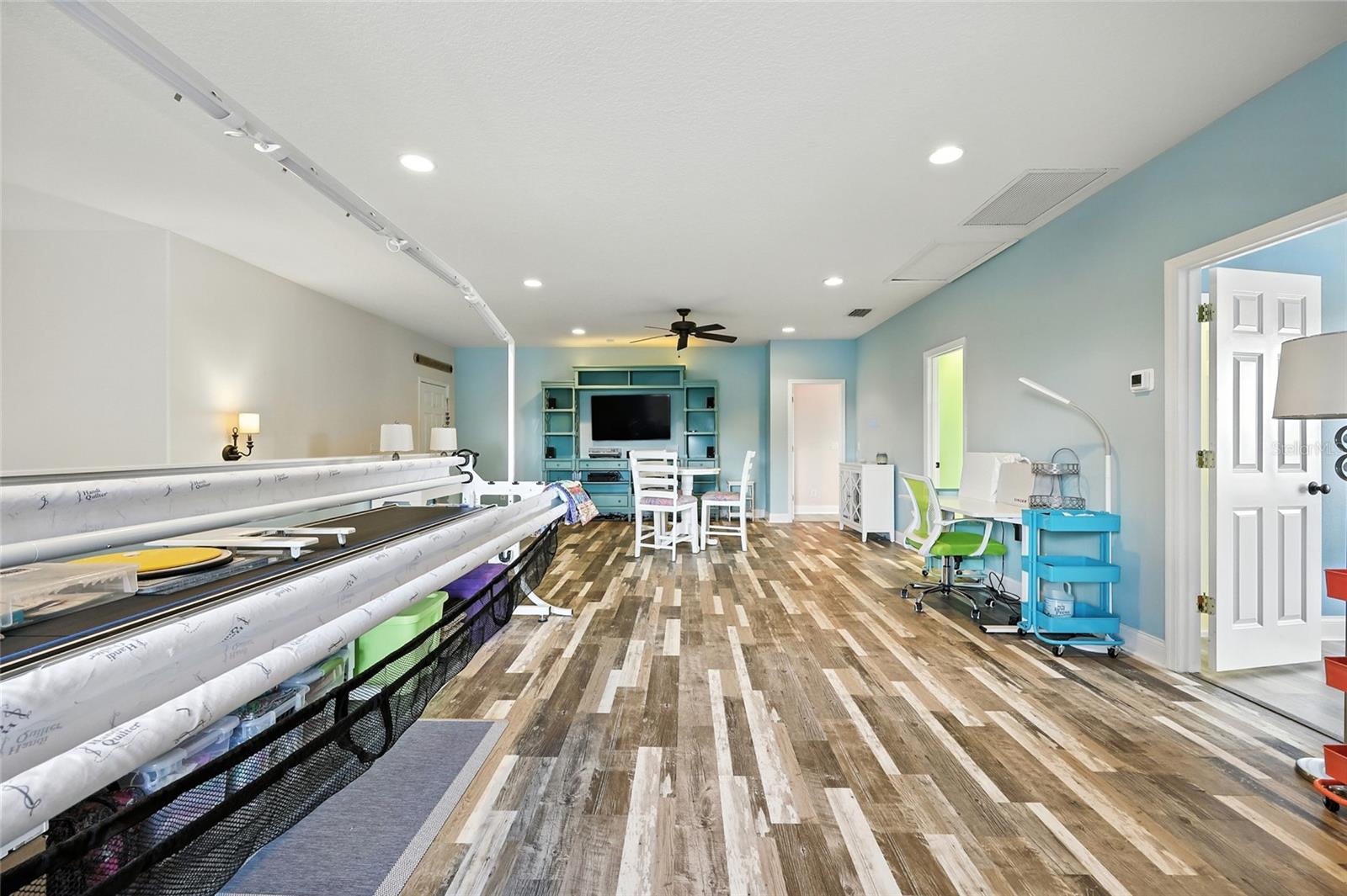 Mount Dora, Florida, 32757, United States, 6 Bedrooms Bedrooms, ,4 BathroomsBathrooms,Residential,Active,1920256