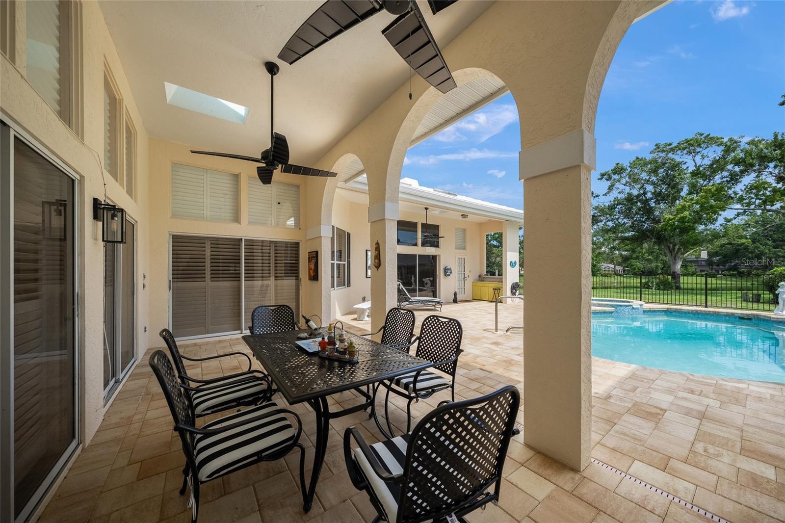 Sarasota, Florida, 34241, United States, 5 Bedrooms Bedrooms, ,4 BathroomsBathrooms,Residential,Active,1894526