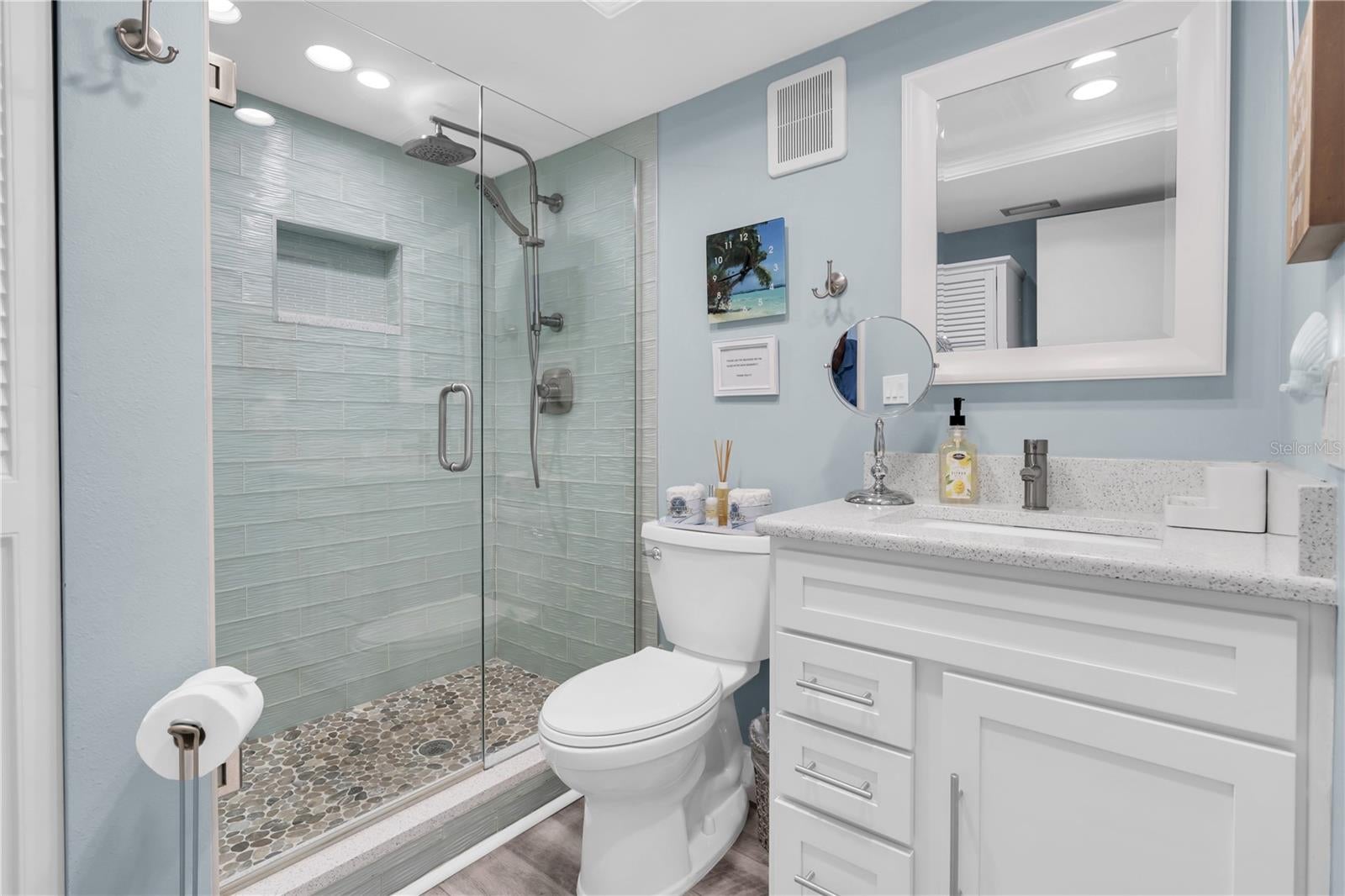 Treasure Island, Florida, 33706, United States, ,2 BathroomsBathrooms,Residential,Active,1749239