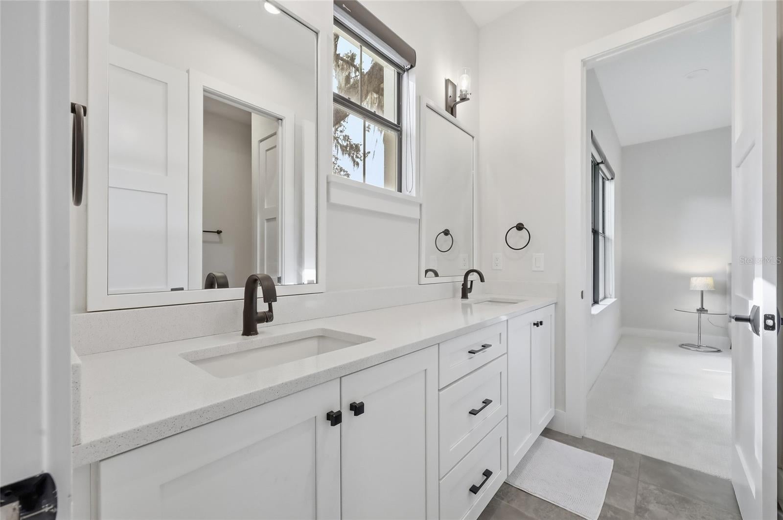 Winter Garden, Florida, 34787, United States, 5 Bedrooms Bedrooms, ,3 BathroomsBathrooms,Residential,Active,2009833