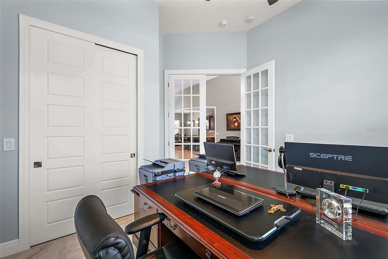 Lady Lake, Florida, 32159, United States, 5 Bedrooms Bedrooms, ,3 BathroomsBathrooms,Residential,Active,1985870