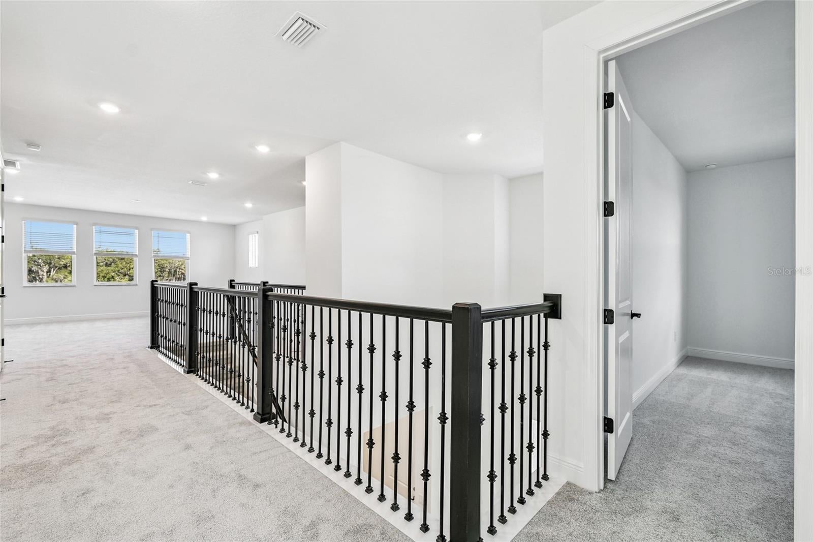 Parrish, Florida, 34219, United States, 4 Bedrooms Bedrooms, ,4 BathroomsBathrooms,Residential,Active,2007045