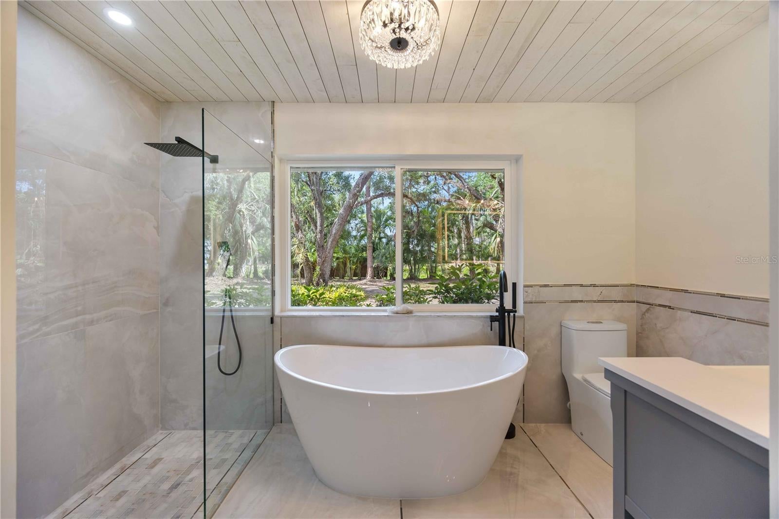 Sarasota, Florida, 34232, United States, 5 Bedrooms Bedrooms, ,3 BathroomsBathrooms,Residential,Active,1781510