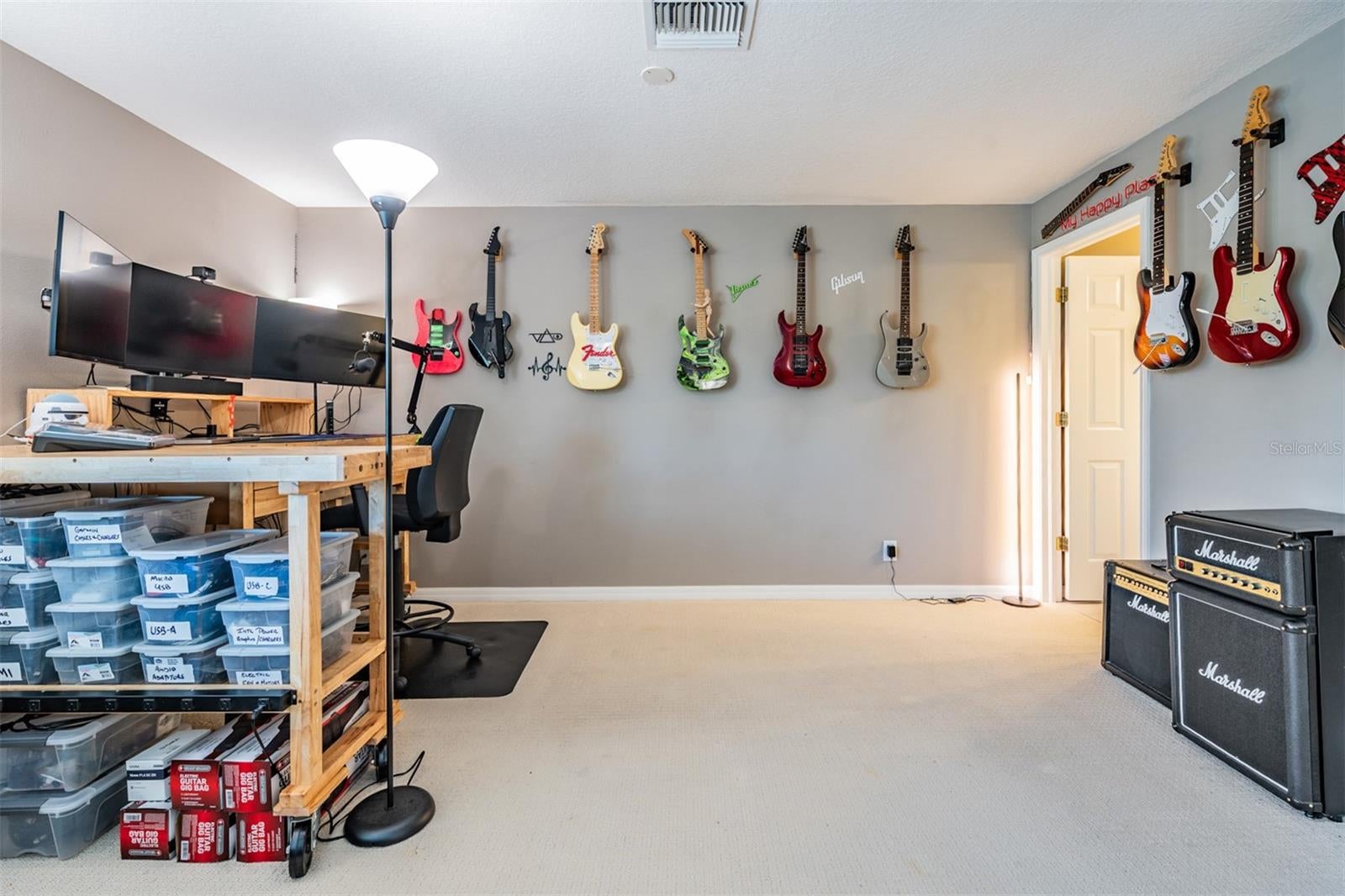 Palm Harbor, Florida, 34685, United States, ,4 BathroomsBathrooms,Residential,Active,1810371