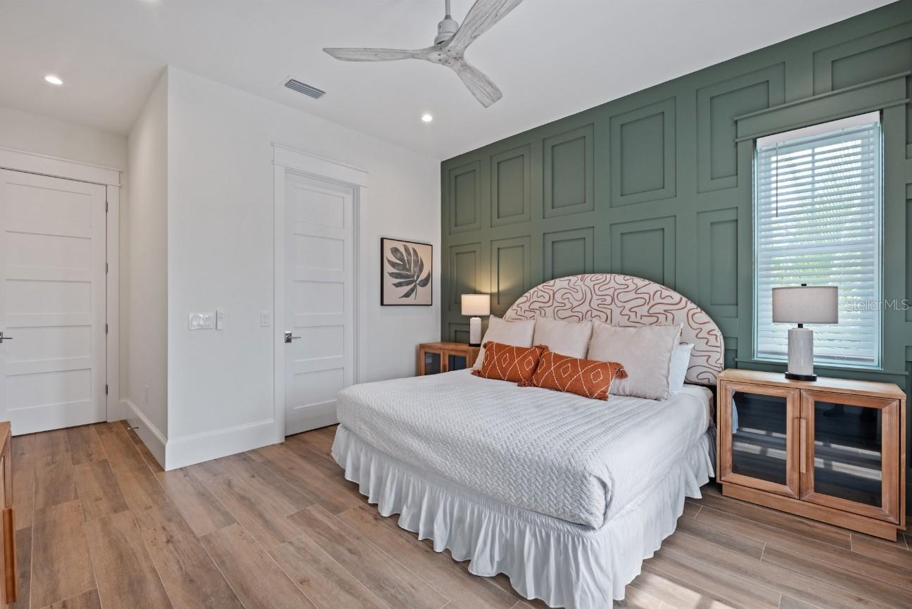 Anna Maria, Florida, 34216, United States, 6 Bedrooms Bedrooms, ,7 BathroomsBathrooms,Residential,Active,1988729