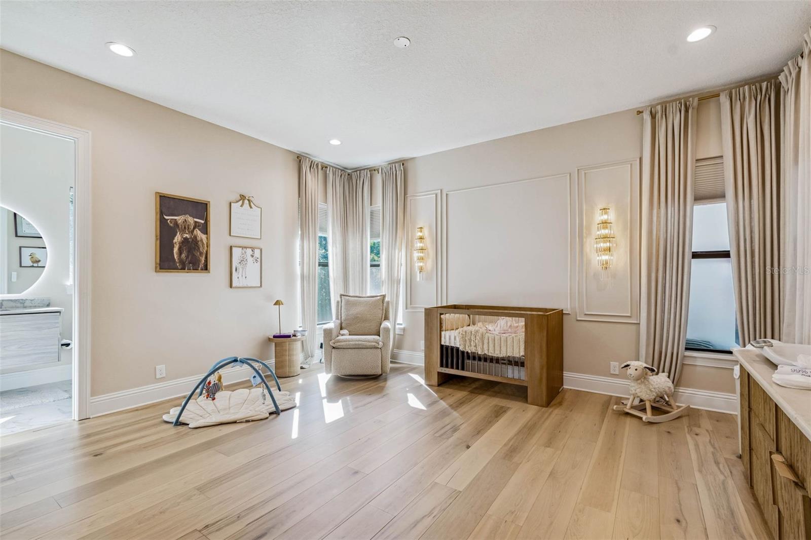 Lutz, Florida, 33549, United States, 4 Bedrooms Bedrooms, ,5 BathroomsBathrooms,Residential,Active,2035686