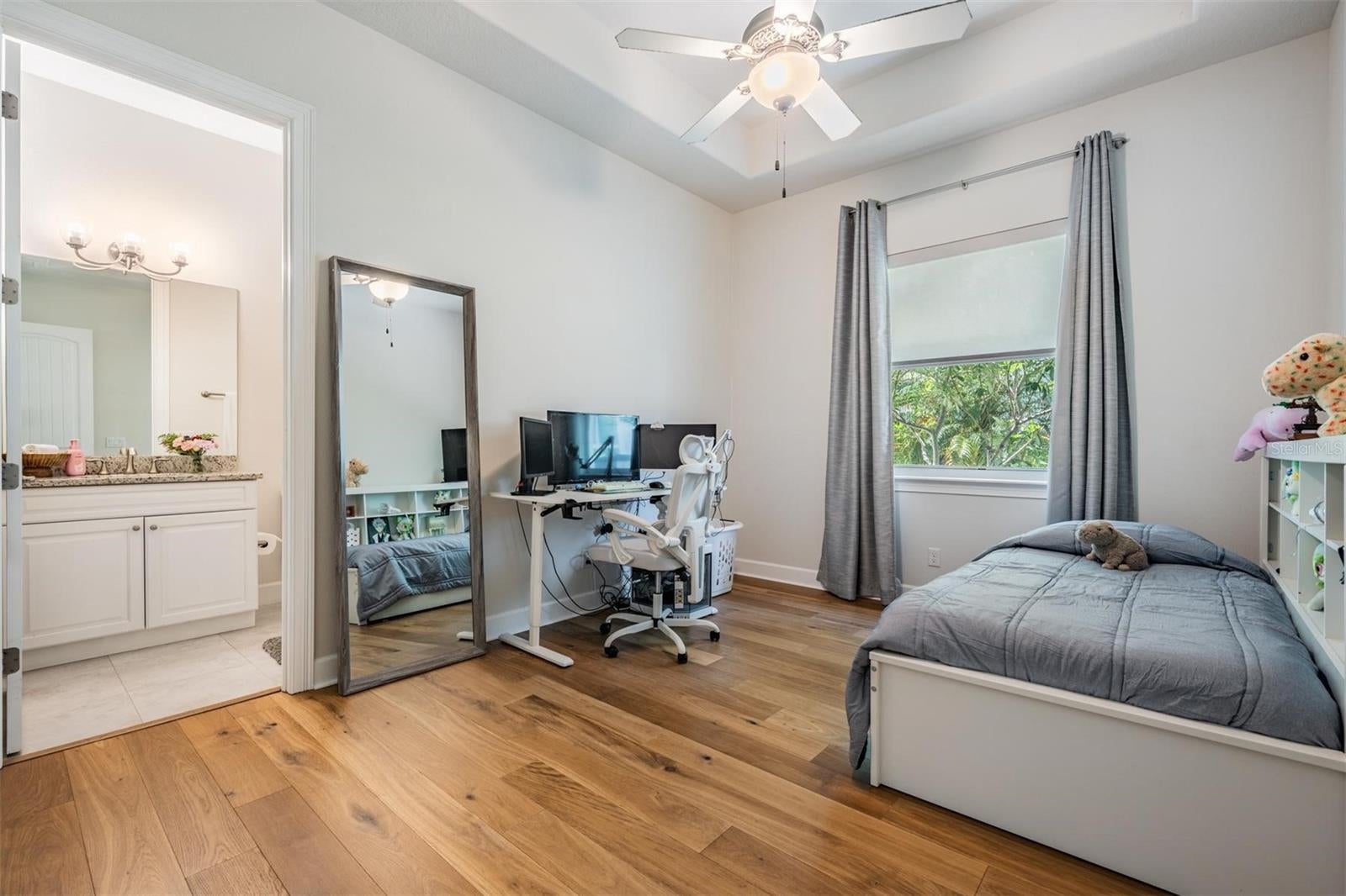Safety Harbor, Florida, 34695, United States, 4 Bedrooms Bedrooms, ,4 BathroomsBathrooms,Residential,Active,1914810