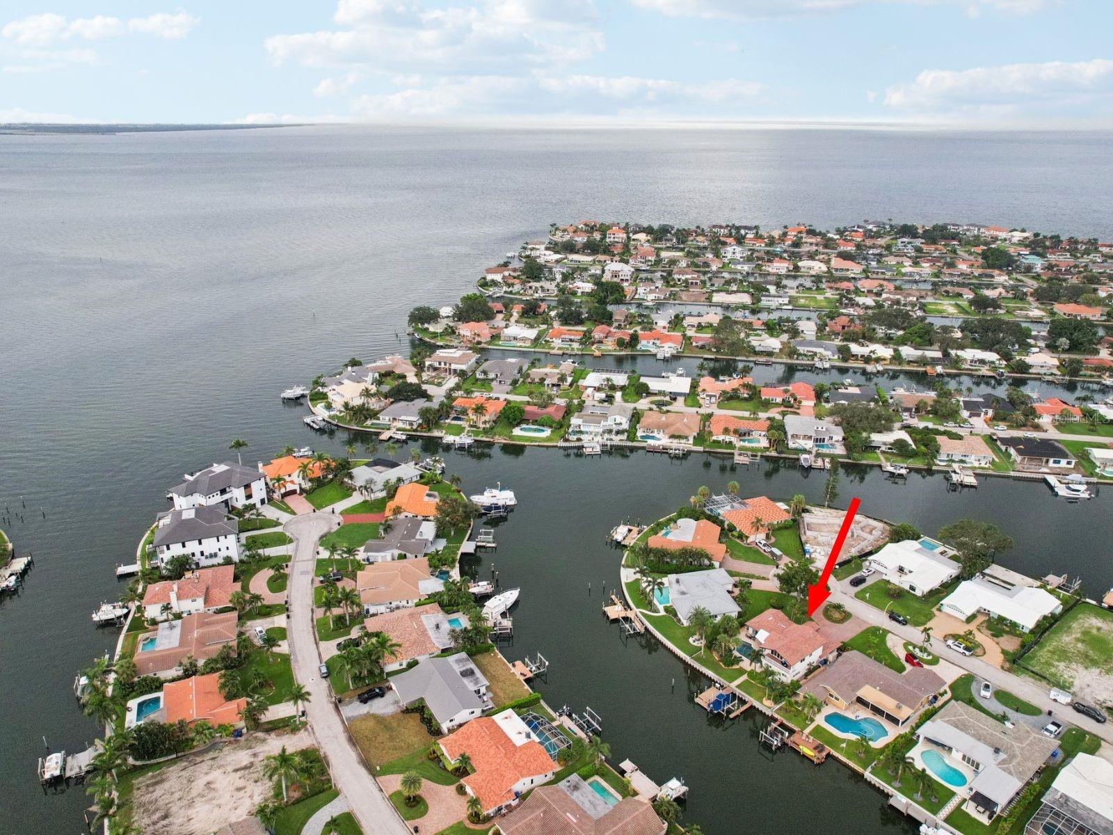 St Petersburg, Florida, 33703, United States, 4 Bedrooms Bedrooms, ,4 BathroomsBathrooms,Residential,Active,1934835