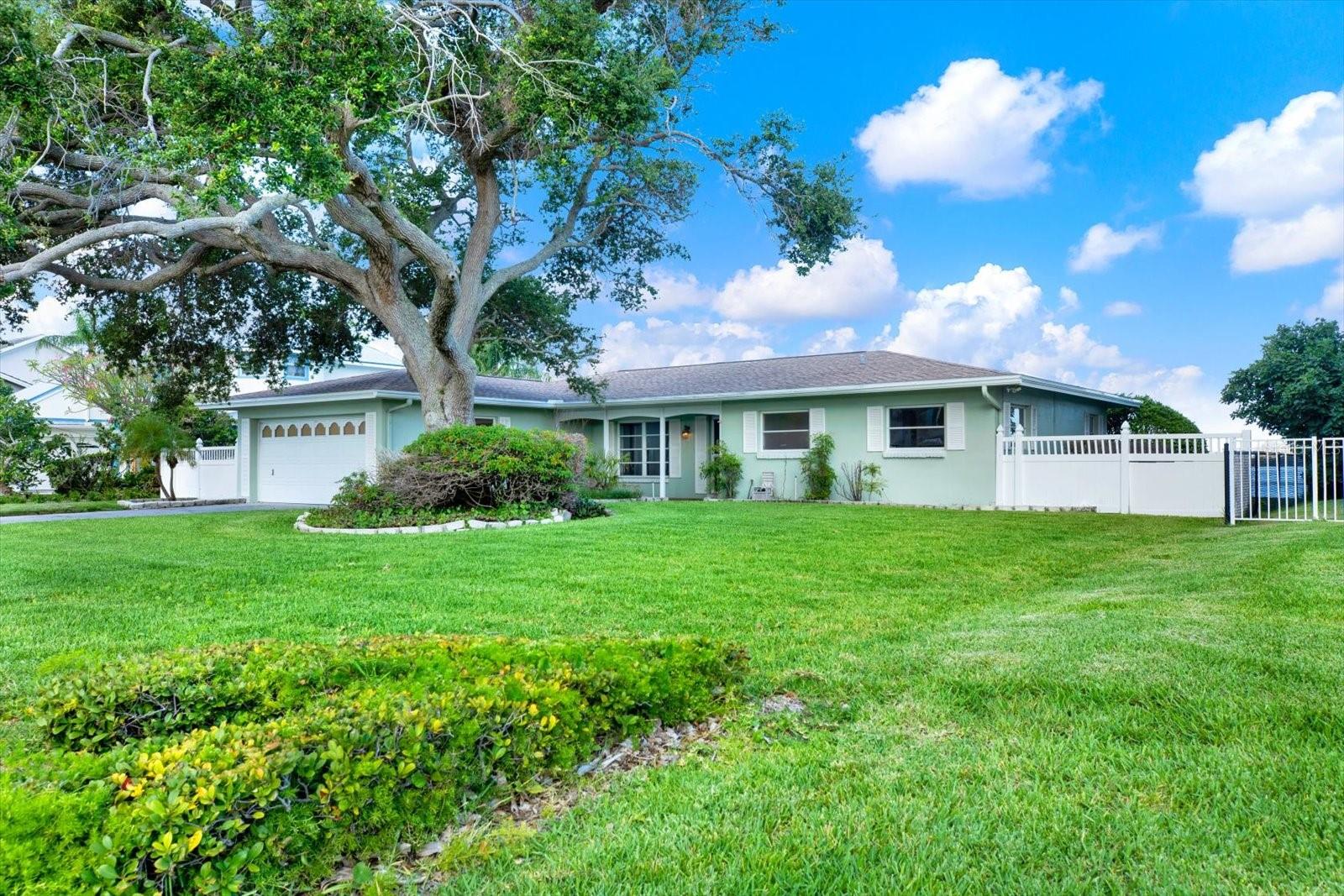 Largo, Florida, 33770, United States, 3 Bedrooms Bedrooms, ,2 BathroomsBathrooms,Residential,Active,2052103