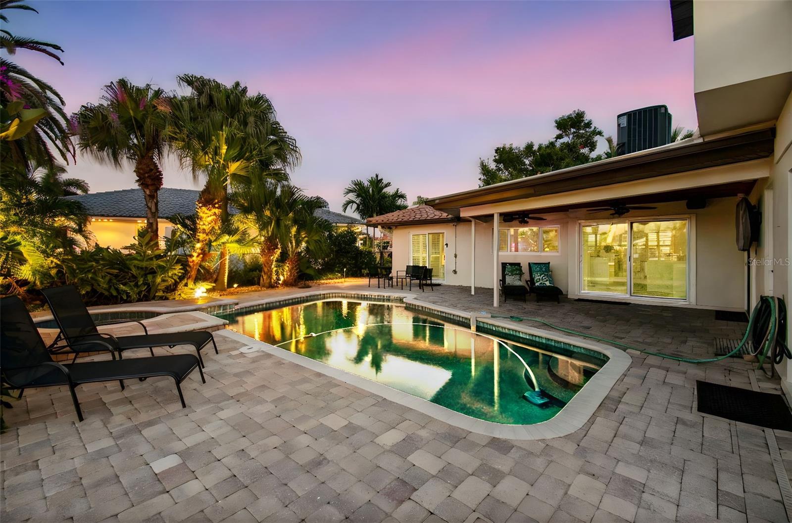 St Petersburg, Florida, 33703, United States, 4 Bedrooms Bedrooms, ,4 BathroomsBathrooms,Residential,Active,1934835