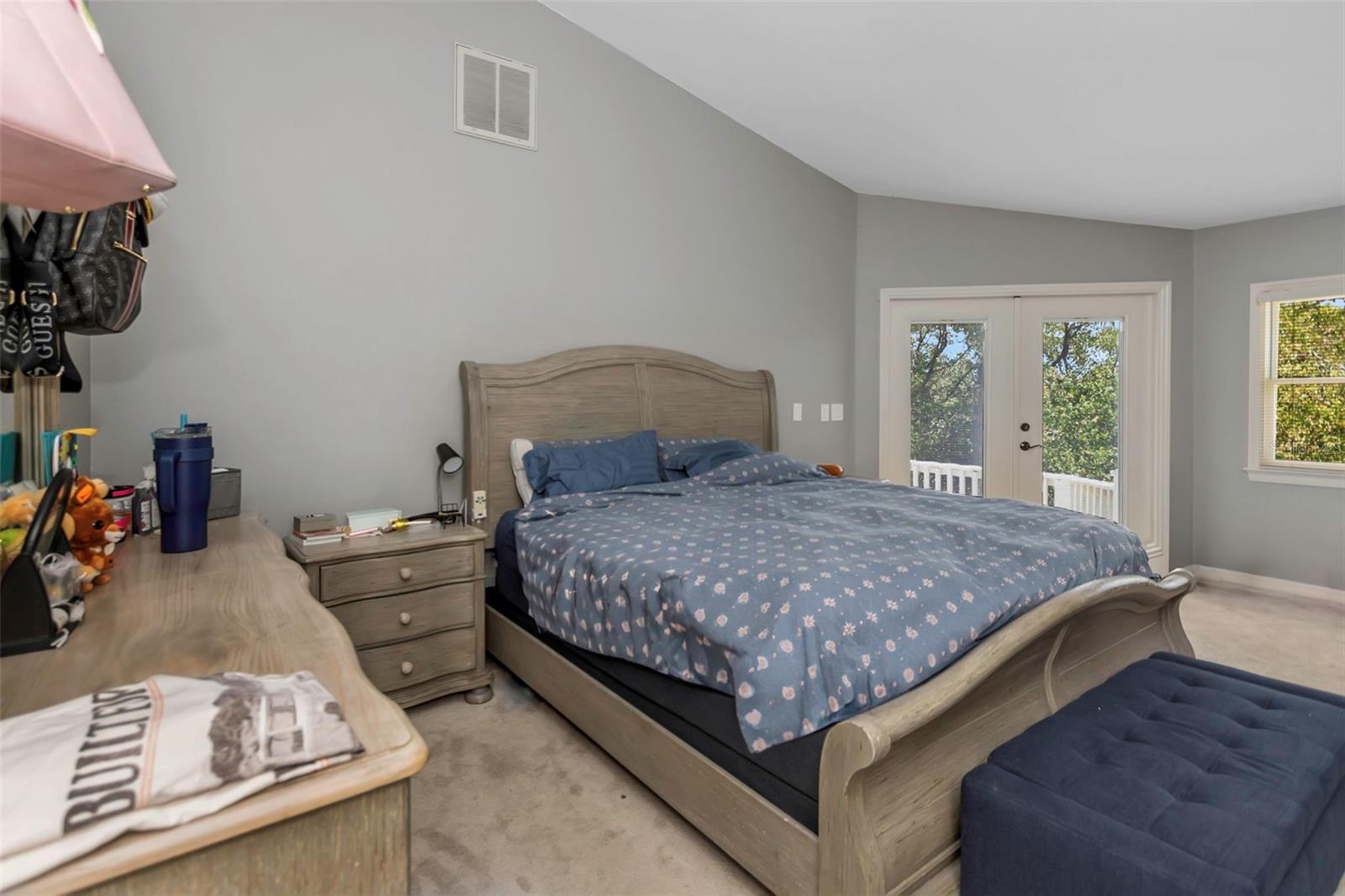 St Petersburg, Florida, 33702, United States, 5 Bedrooms Bedrooms, ,4 BathroomsBathrooms,Residential,Active,1920242