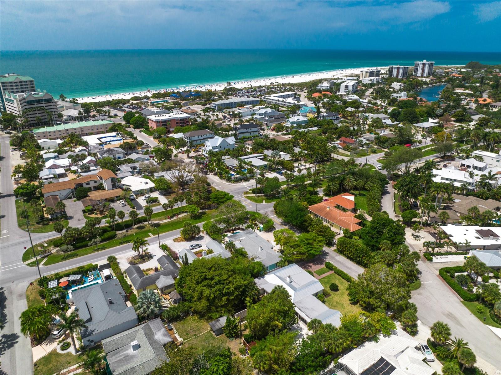 Sarasota, Florida, 34236, United States, 3 Bedrooms Bedrooms, ,2 BathroomsBathrooms,Residential,Active,2006854