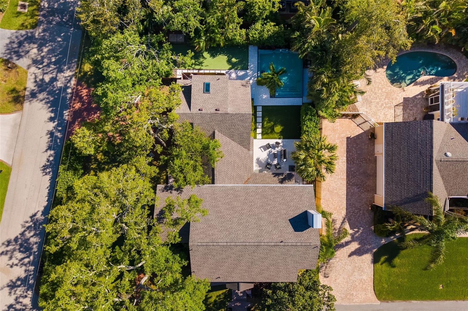 Sarasota, Florida, 34231, United States, 4 Bedrooms Bedrooms, ,4 BathroomsBathrooms,Residential,Active,1999174