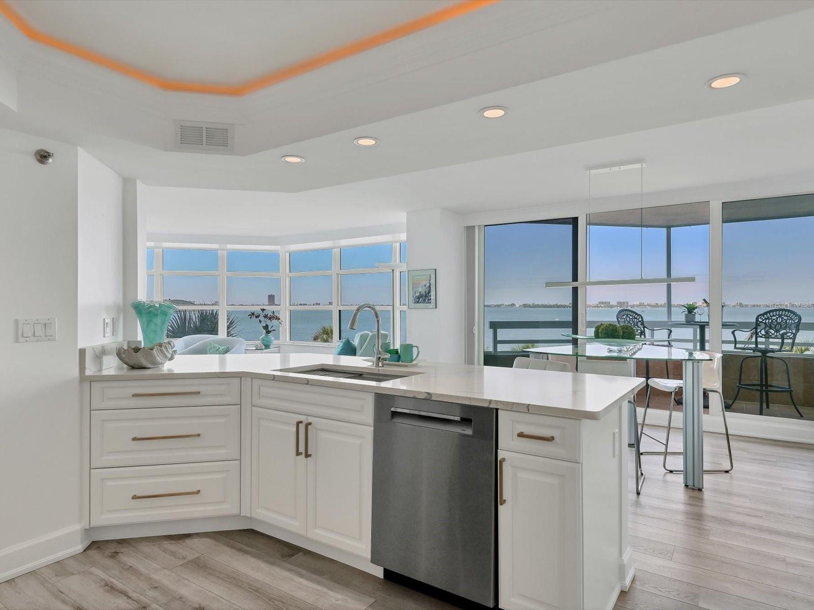 Sarasota, Florida, 34236, United States, 2 Bedrooms Bedrooms, ,2 BathroomsBathrooms,Residential,Active,1987245