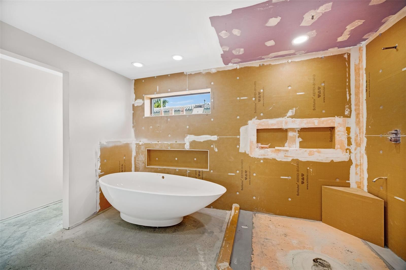 Clearwater Beach, Florida, 33767, United States, 3 Bedrooms Bedrooms, ,2 BathroomsBathrooms,Residential,Active,1894990