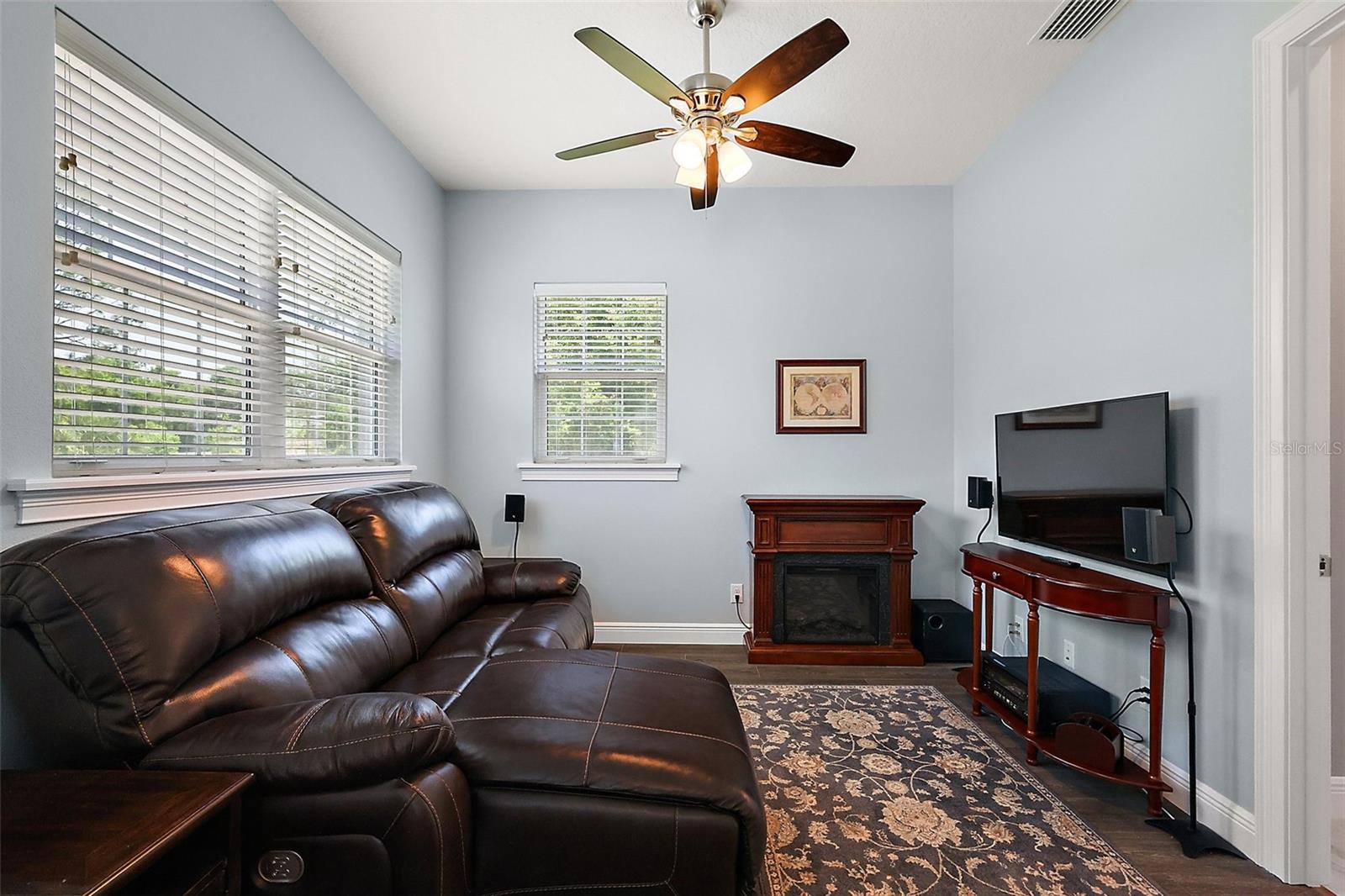 Lady Lake, Florida, 32159, United States, 5 Bedrooms Bedrooms, ,3 BathroomsBathrooms,Residential,Active,1985870