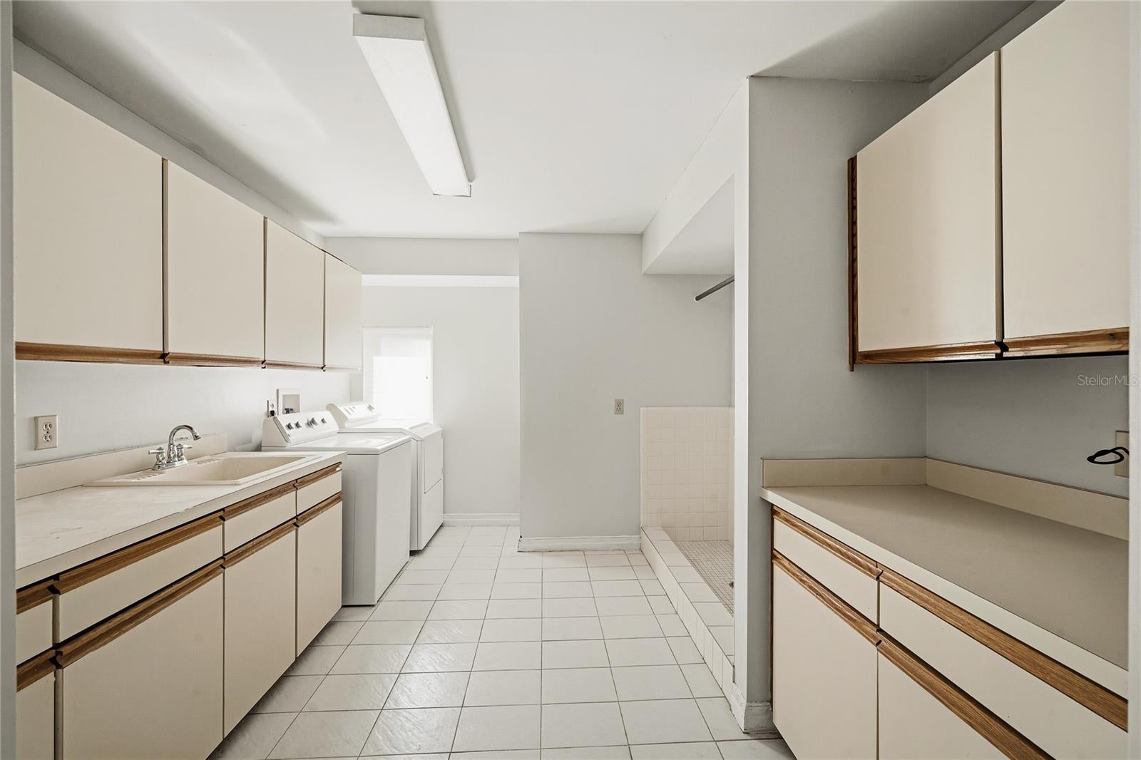 Longwood, Florida, 32779, United States, 4 Bedrooms Bedrooms, ,6 BathroomsBathrooms,Residential,Active,2006962