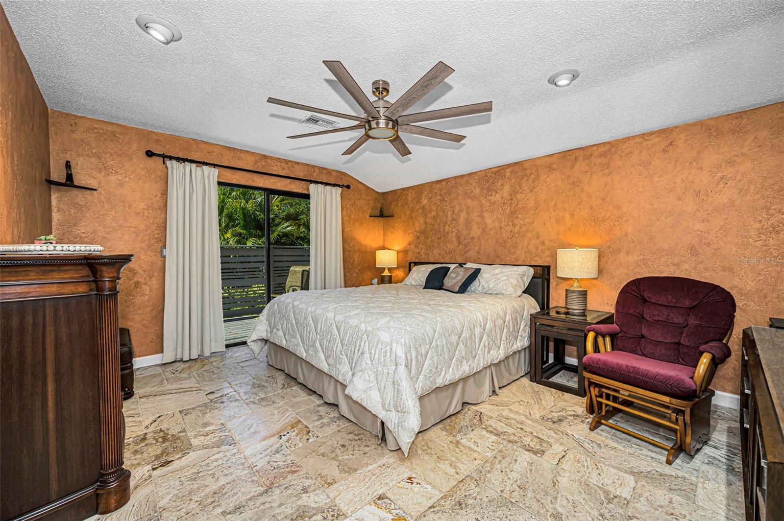 Palm Harbor, Florida, 34683, United States, 4 Bedrooms Bedrooms, ,4 BathroomsBathrooms,Residential,Active,2036020