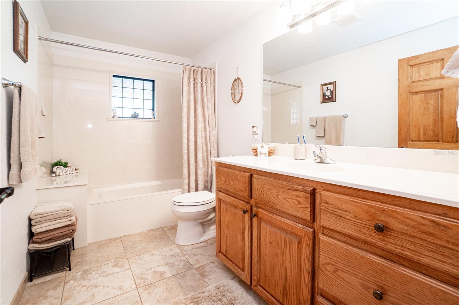 Silver Springs, Florida, 34488, United States, 3 Bedrooms Bedrooms, ,2 BathroomsBathrooms,Residential,Active,2044580
