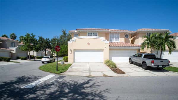 121 VALENCIA CIR, SAINT PETERSBURG, FL 33716 - Image 1