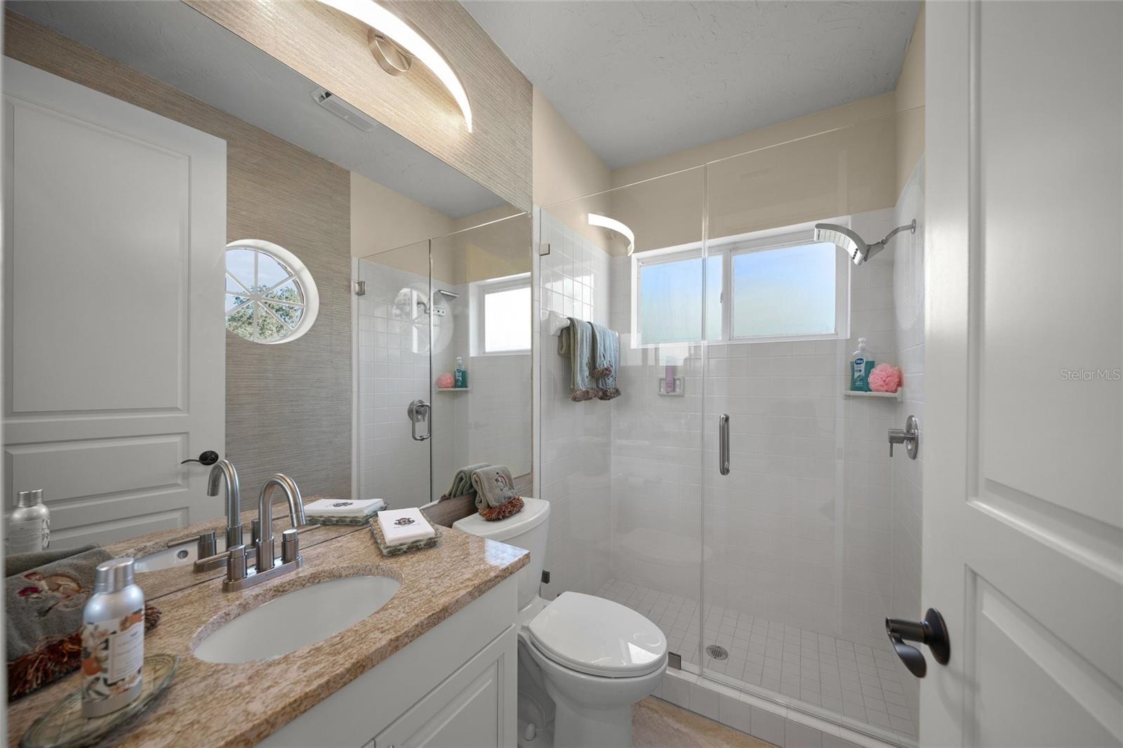 Sarasota, Florida, 34240, United States, 4 Bedrooms Bedrooms, ,5 BathroomsBathrooms,Residential,Active,1968088