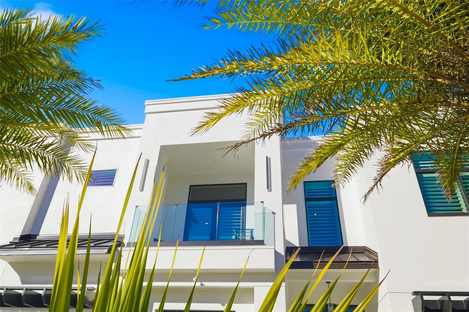 Sarasota, Florida, 34239, United States, 4 Bedrooms Bedrooms, ,5 BathroomsBathrooms,Residential,Active,2009172