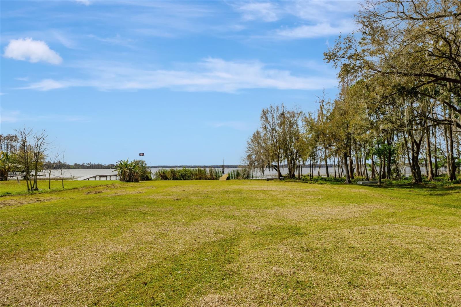 Thonotosassa, Florida, 33592, United States, 2 Bedrooms Bedrooms, ,2 BathroomsBathrooms,Residential,Active,1945271