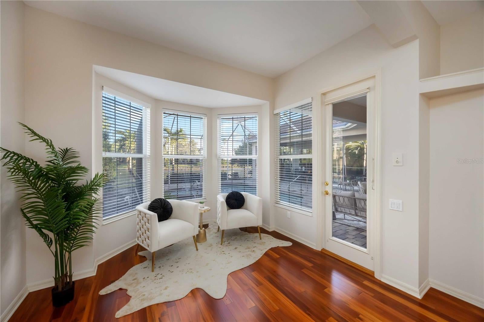 University Park, Florida, 34201, United States, 3 Bedrooms Bedrooms, ,3 BathroomsBathrooms,Residential,Active,1999922