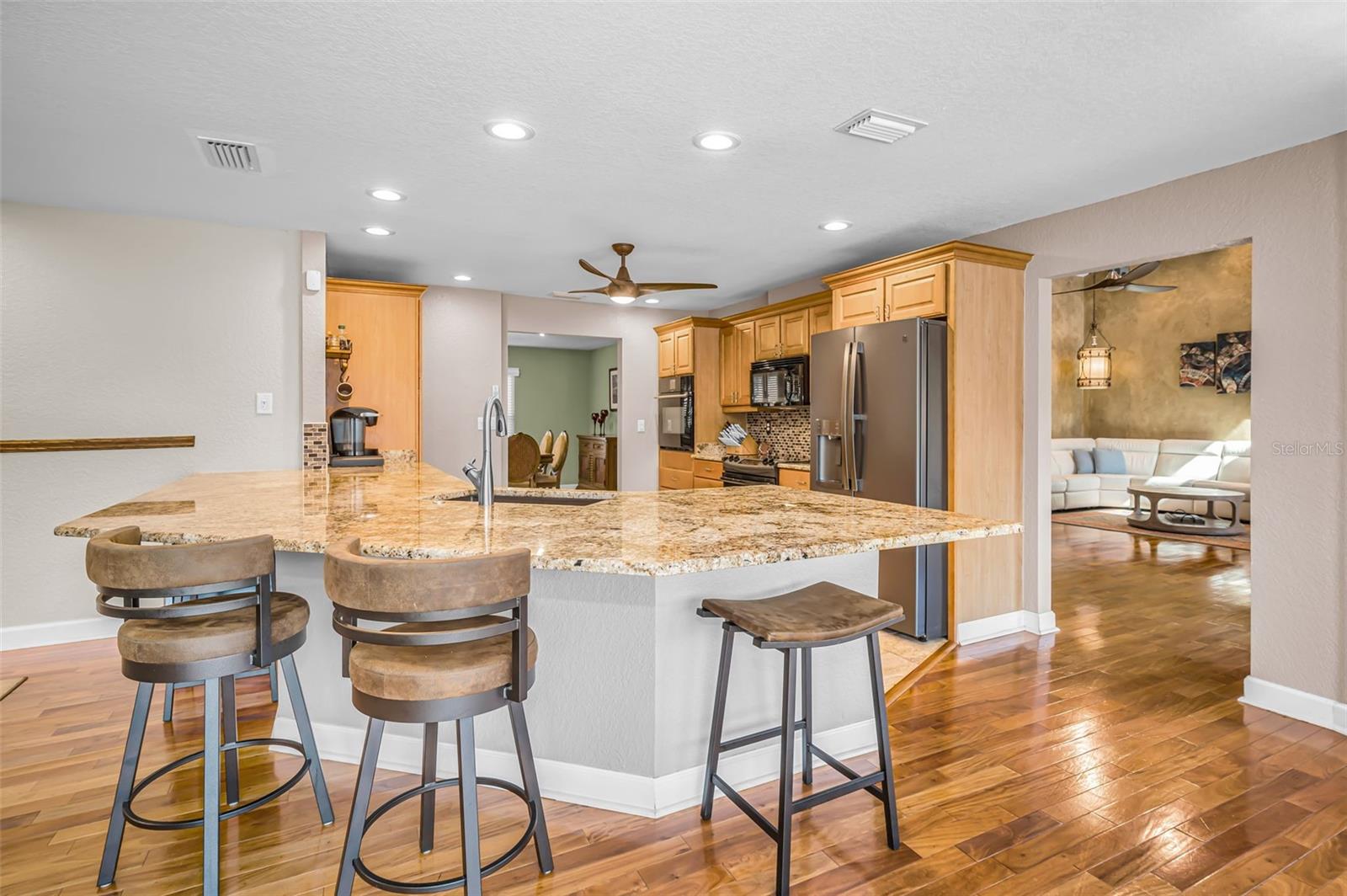 Palm Harbor, Florida, 34683, United States, 4 Bedrooms Bedrooms, ,4 BathroomsBathrooms,Residential,Active,2036020