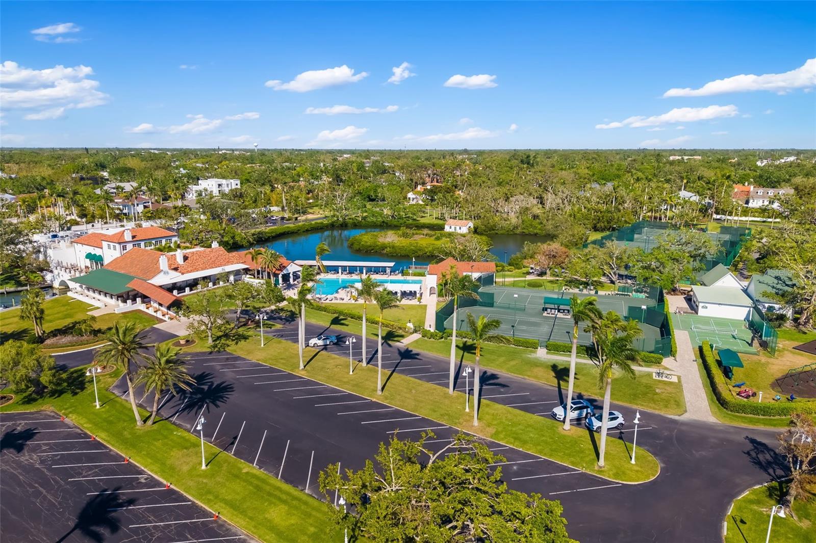 Sarasota, Florida, 34231, United States, 4 Bedrooms Bedrooms, ,4 BathroomsBathrooms,Residential,Active,1999174