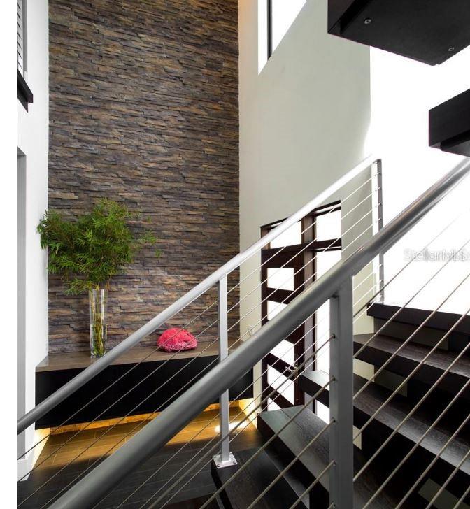 St Petersburg, Florida, 33704, United States, 4 Bedrooms Bedrooms, ,4 BathroomsBathrooms,Residential,Active,2007191