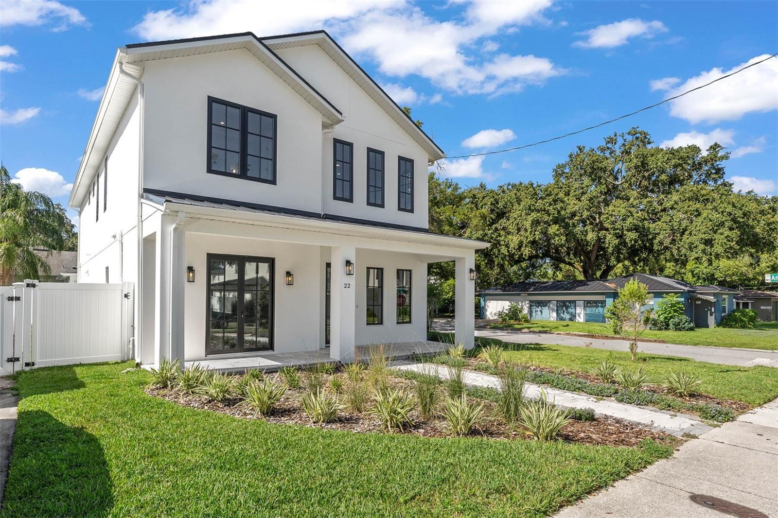 Orlando, Florida, 32804, United States, 5 Bedrooms Bedrooms, ,5 BathroomsBathrooms,Residential,Active,1905097