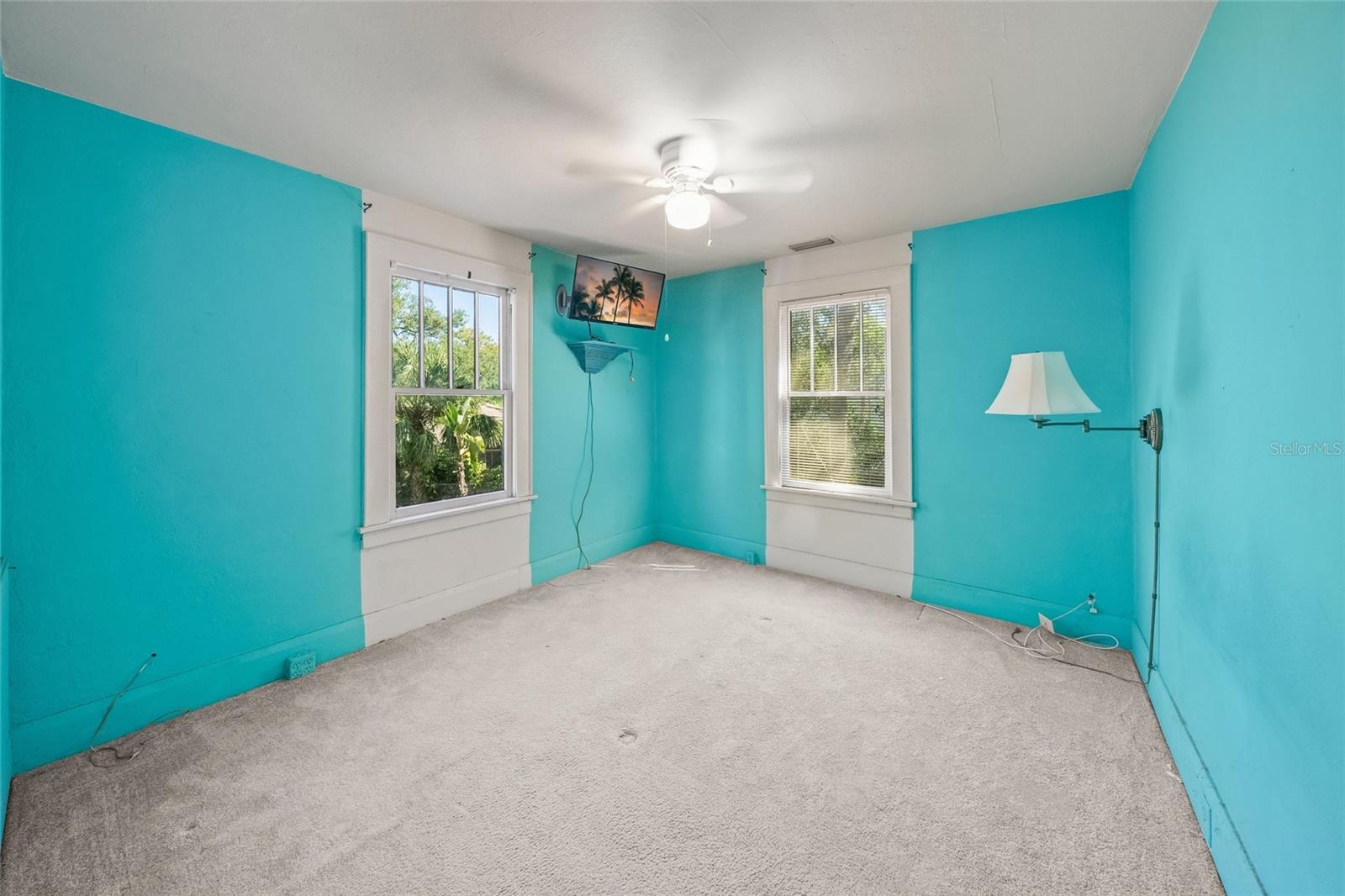 Sarasota, Florida, 34234, United States, 6 Bedrooms Bedrooms, ,5 BathroomsBathrooms,Residential,Active,2002321