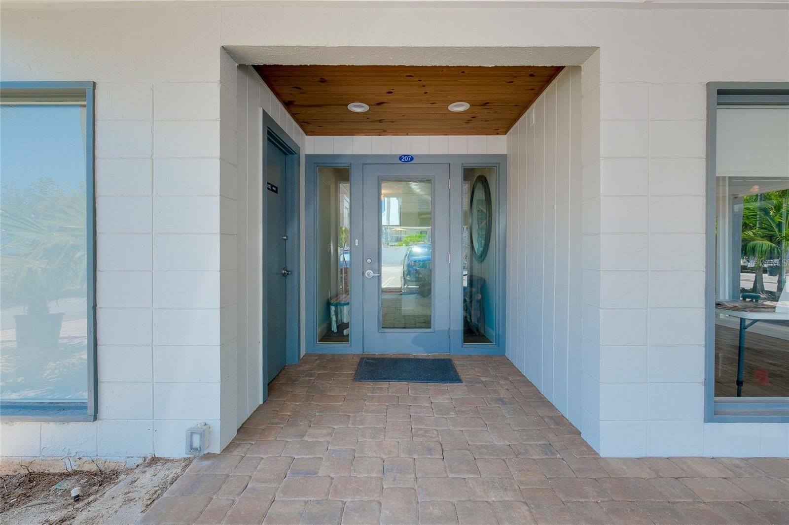 Sarasota, Florida, 34242, United States, 3 Bedrooms Bedrooms, ,2 BathroomsBathrooms,Residential,Active,1987232