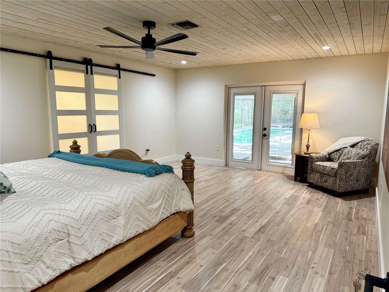 Sarasota, Florida, 34232, United States, 5 Bedrooms Bedrooms, ,3 BathroomsBathrooms,Residential,Active,1781510