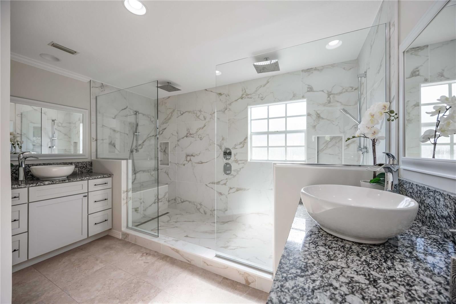 Nokomis, Florida, 34275, United States, 5 Bedrooms Bedrooms, ,5 BathroomsBathrooms,Residential,Active,1905473