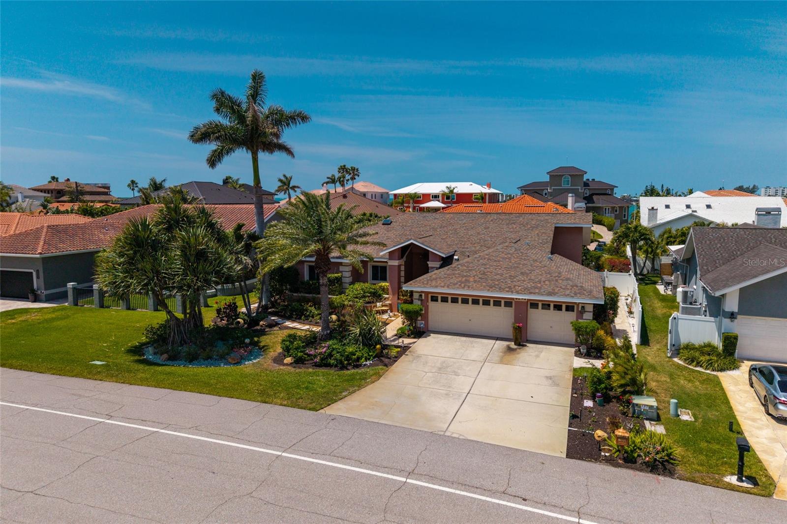 Tierra Verde, Florida, 33715, United States, 4 Bedrooms Bedrooms, ,4 BathroomsBathrooms,Residential,Active,2041376