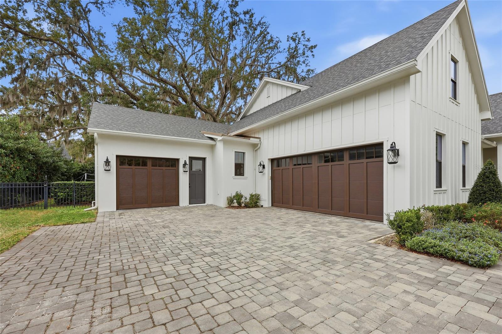 Winter Garden, Florida, 34787, United States, 5 Bedrooms Bedrooms, ,3 BathroomsBathrooms,Residential,Active,2009833