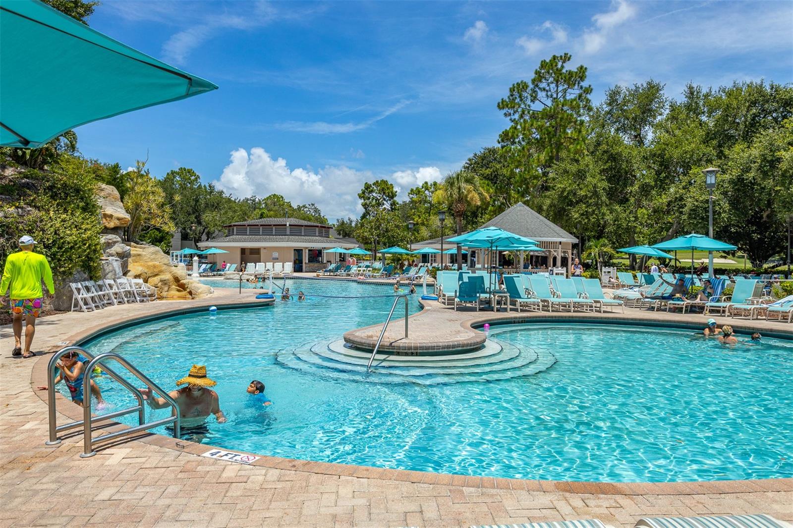 Palm Harbor, Florida, 34683, United States, 4 Bedrooms Bedrooms, ,3 BathroomsBathrooms,Residential,Active,1905355