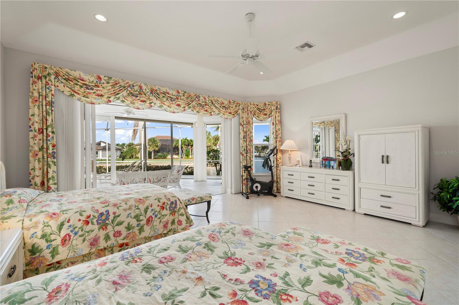 Punta Gorda, Florida, 33950, United States, 5 Bedrooms Bedrooms, ,5 BathroomsBathrooms,Residential,Active,2007175