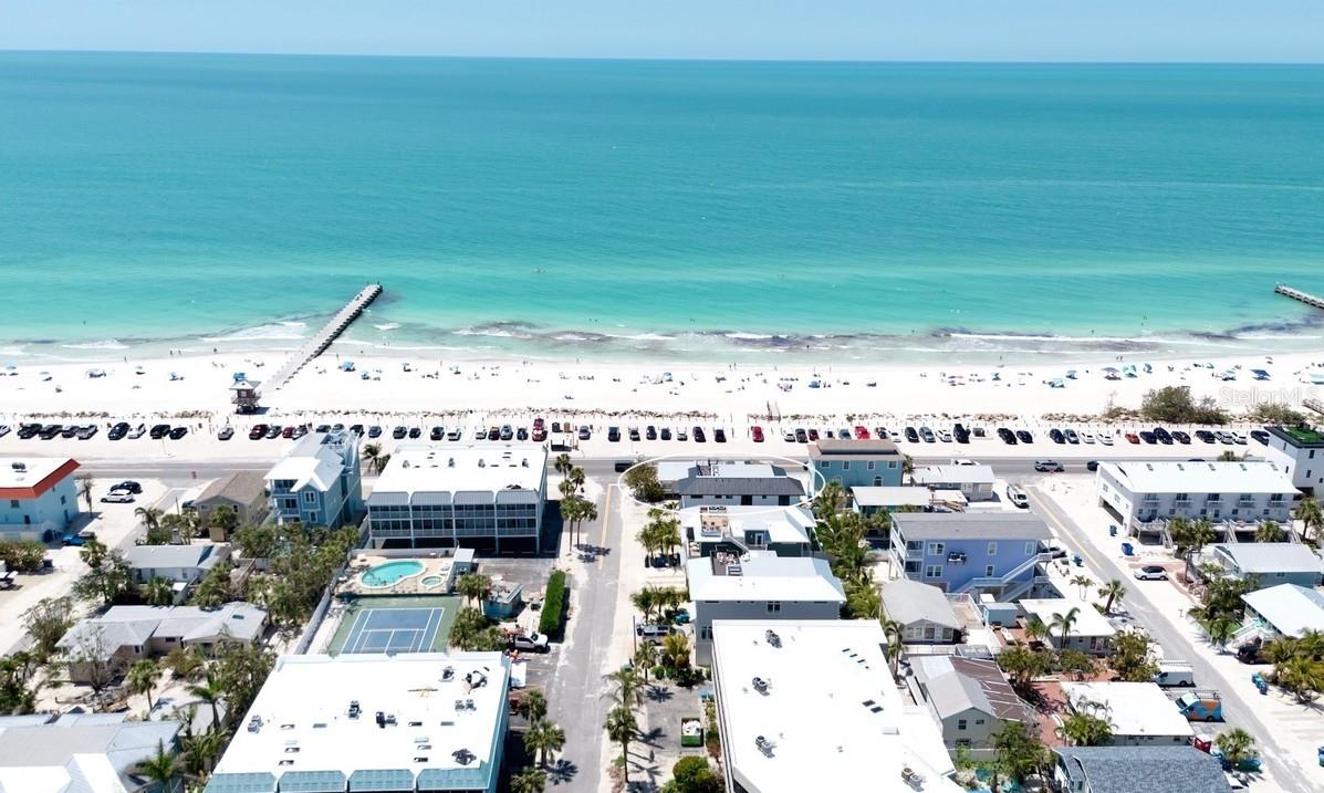 Bradenton Beach, Florida, 34217, United States, 7 Bedrooms Bedrooms, ,8 BathroomsBathrooms,Residential,Active,1929473