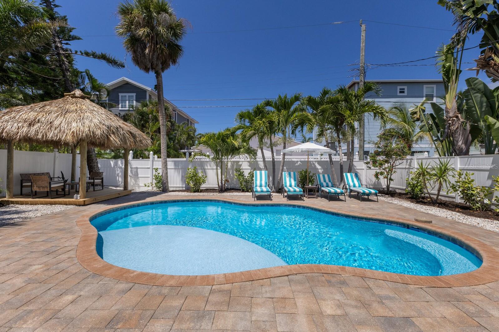 Bradenton Beach, Florida, 34217, United States, 3 Bedrooms Bedrooms, ,3 BathroomsBathrooms,Residential,Active,1926702