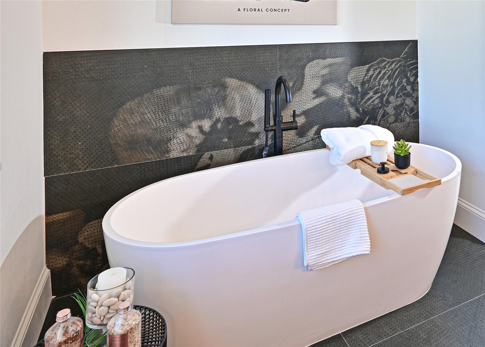 Holmes Beach, Florida, 34217, United States, 4 Bedrooms Bedrooms, ,4 BathroomsBathrooms,Residential,Active,1995267