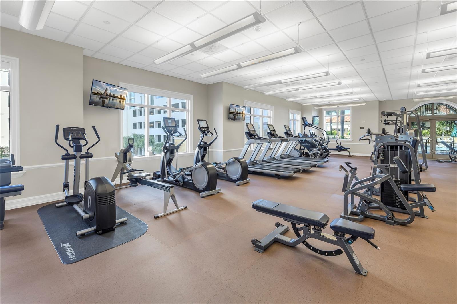 St Petersburg, Florida, 33701, United States, 2 Bedrooms Bedrooms, ,3 BathroomsBathrooms,Residential,Active,1888963