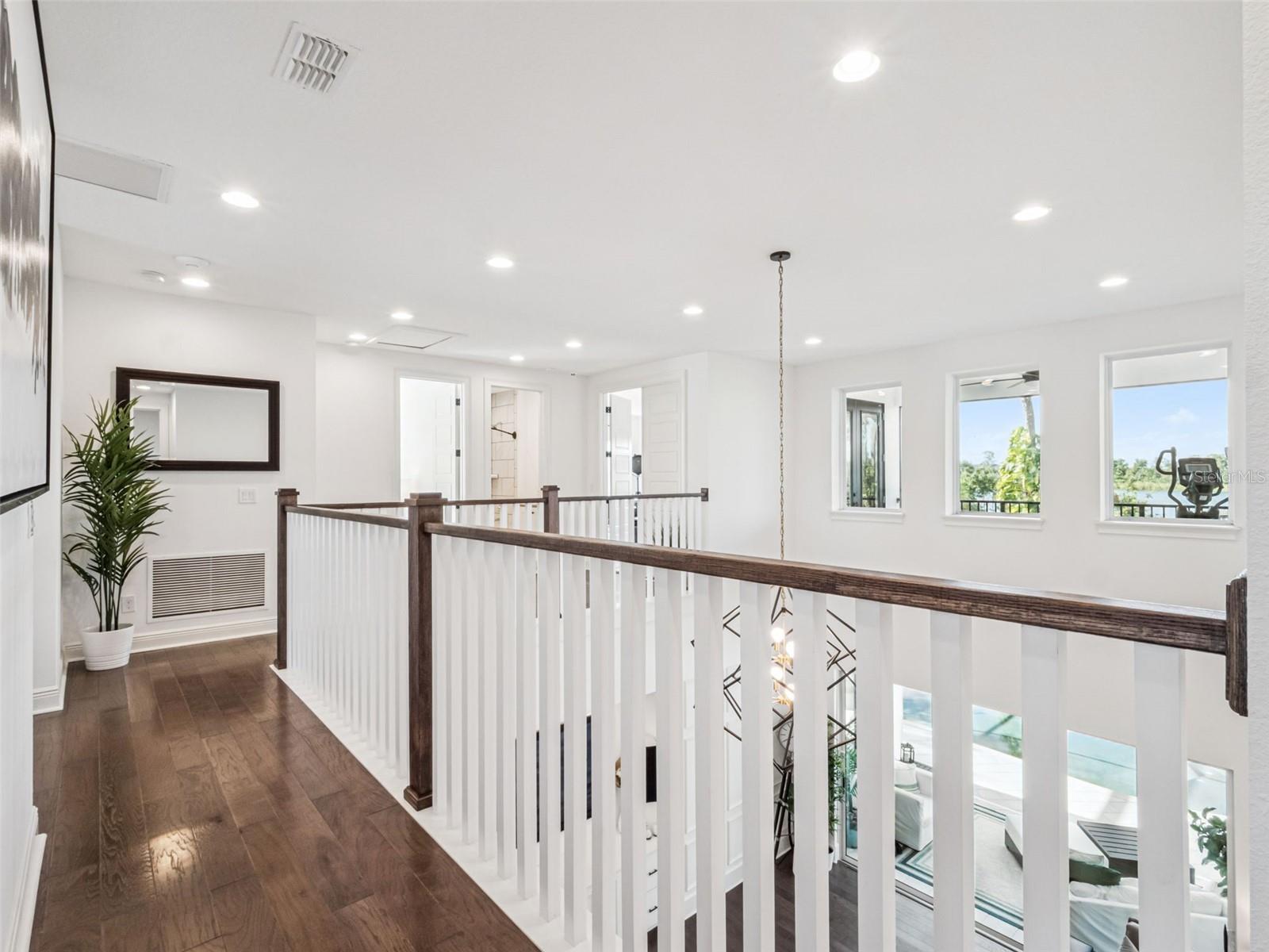 Winter Garden, Florida, 34787, United States, 5 Bedrooms Bedrooms, ,5 BathroomsBathrooms,Residential,Active,1969652