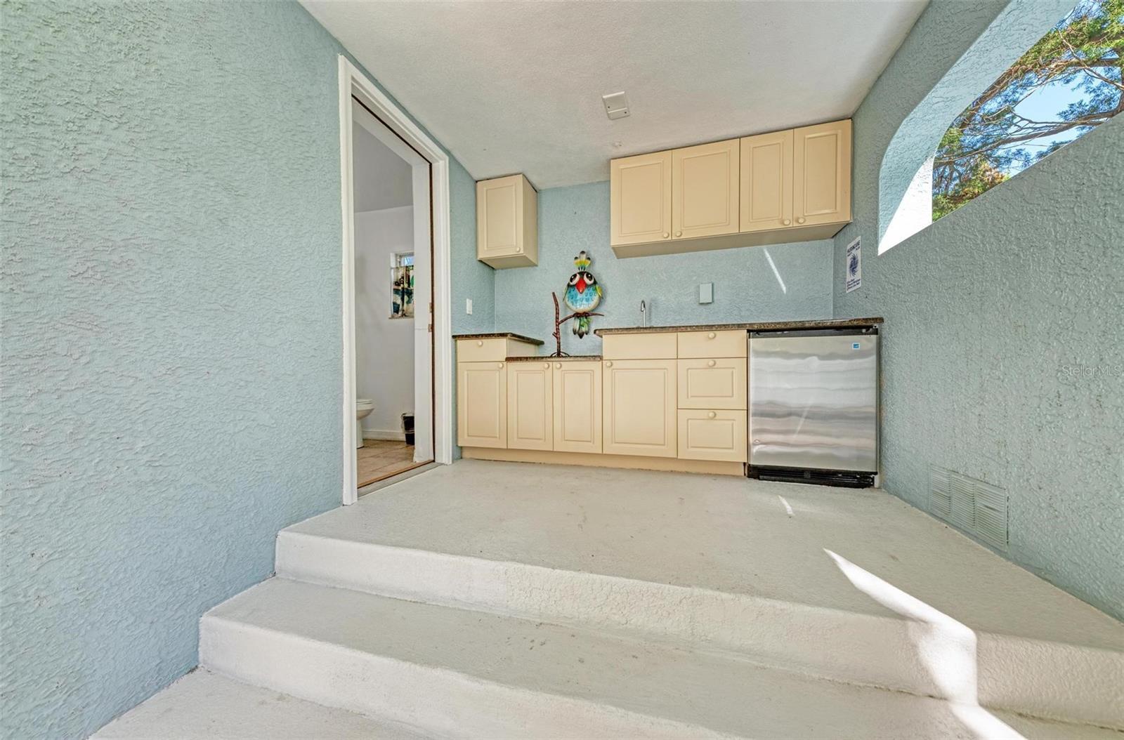 Holmes Beach, Florida, 34217, United States, 3 Bedrooms Bedrooms, ,3 BathroomsBathrooms,Residential,Active,1996696