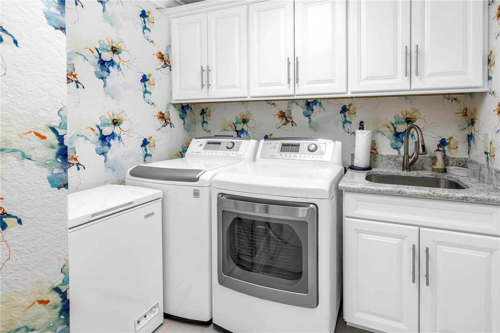 St Petersburg, Florida, 33701, United States, 2 Bedrooms Bedrooms, ,3 BathroomsBathrooms,Residential,Active,1993954